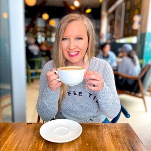 Meet your Posher, Angela